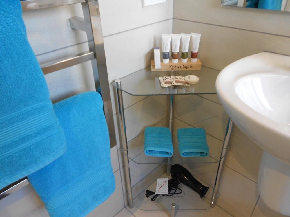 Oneroa Secret Garden Apartments